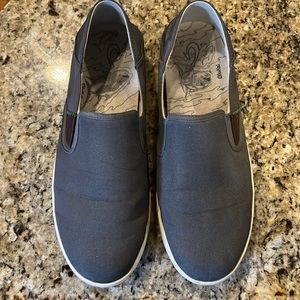 OluKai Nohea Mesh men's sneaker.
Size 11 or EUR 44.
Excellent condition!